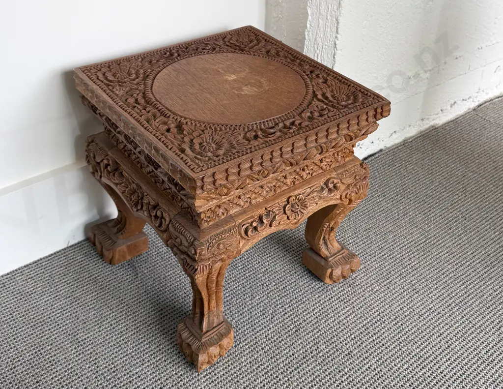 Small Floral Carved Teak Jardiniere Stand Image 1++