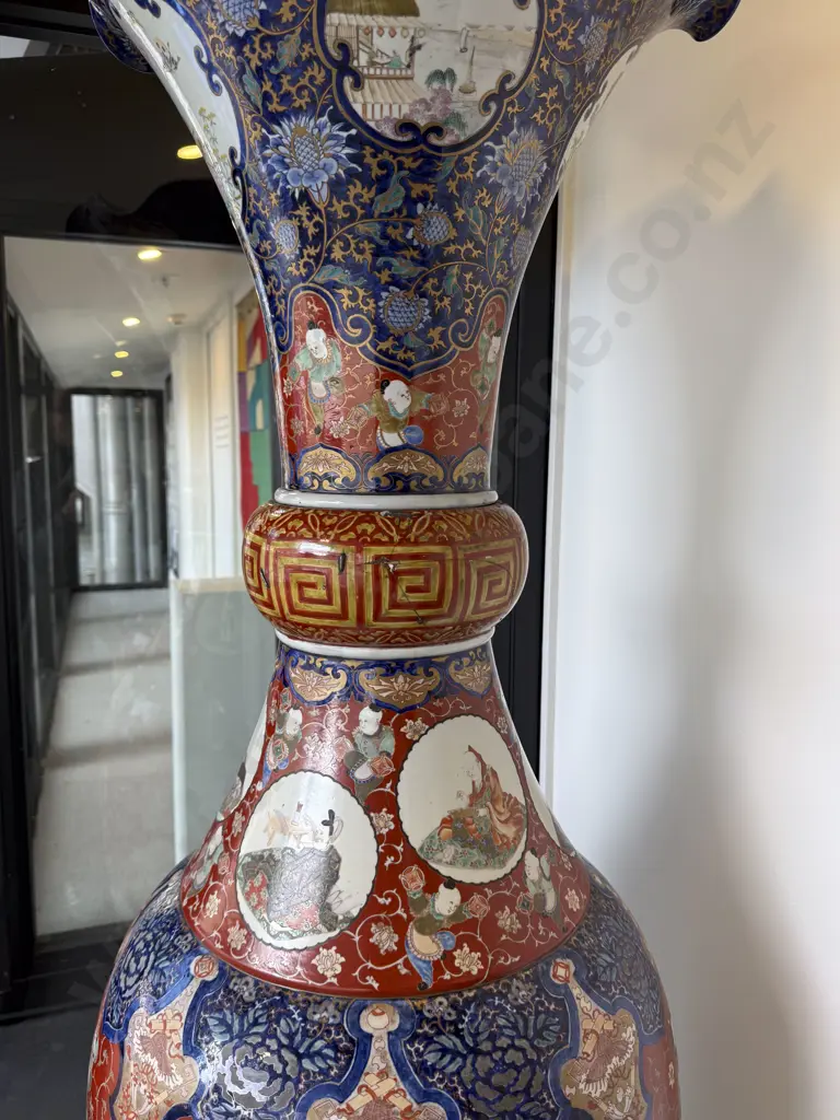 Massive Pair Late C19th Imari Pattern Vases Image 1++
