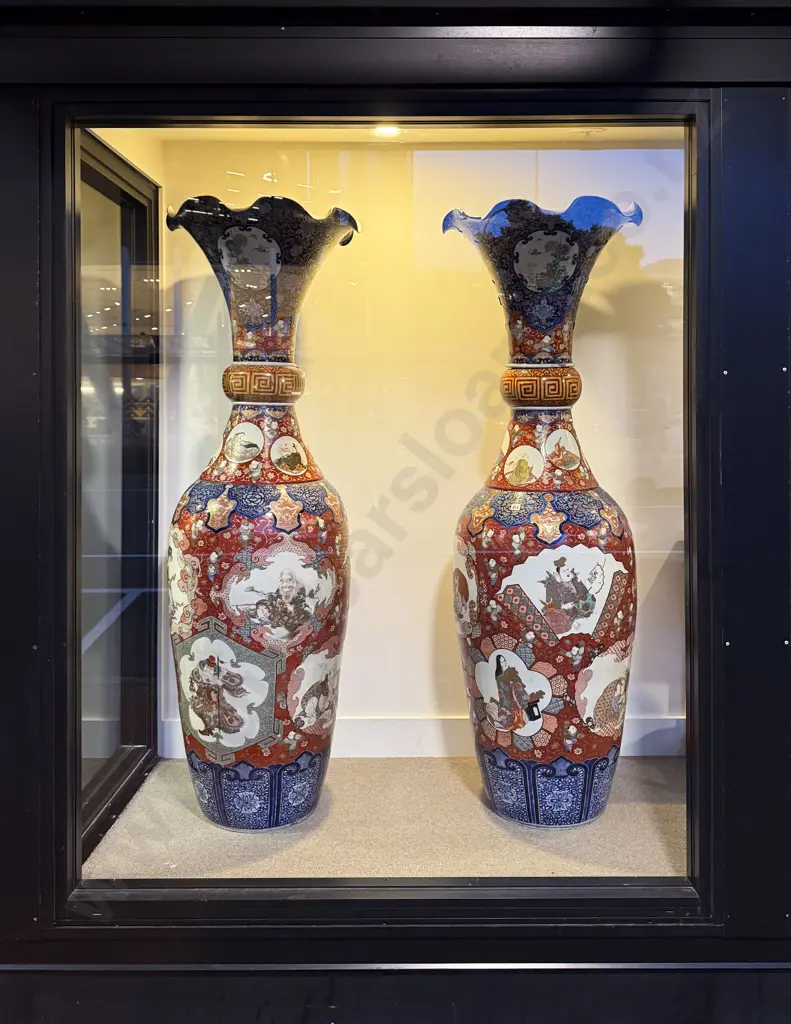 Massive Pair Late C19th Imari Pattern Vases Image 1++