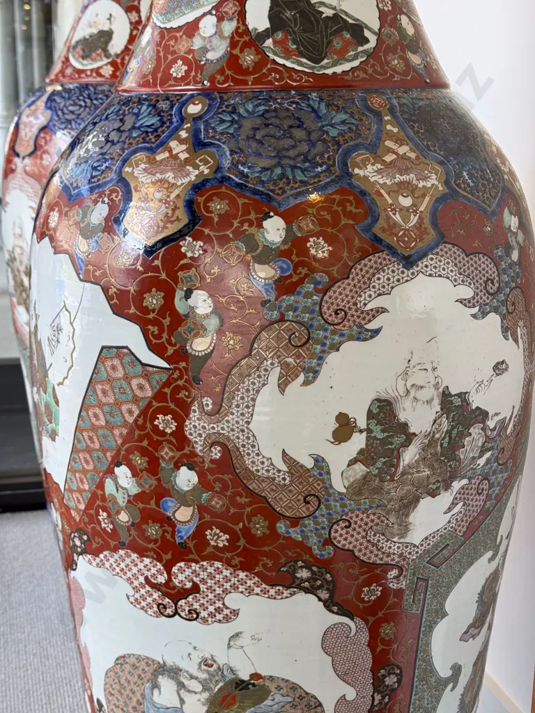 Massive Pair Late C19th Imari Pattern Vases Image 1++