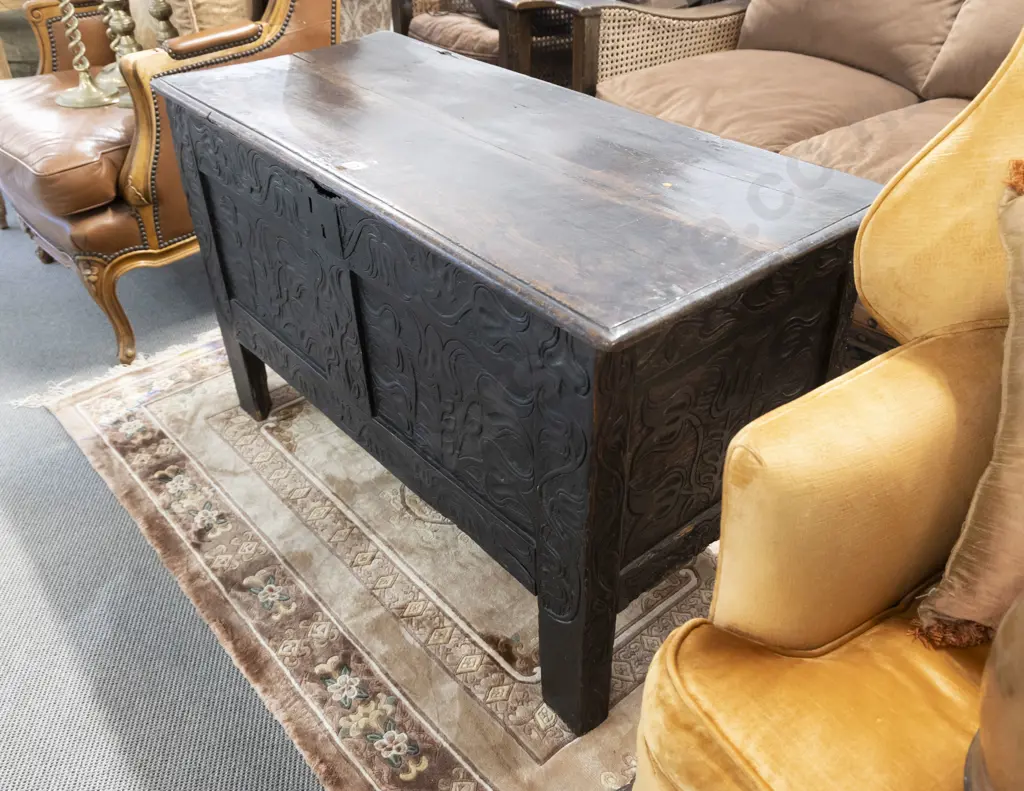 Late C17th Oak Coffer Image 1++