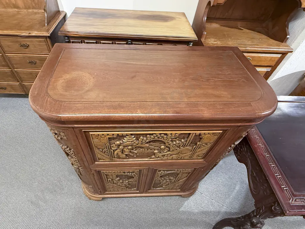 Chinese Teak Drinks Cabinet Image 1++