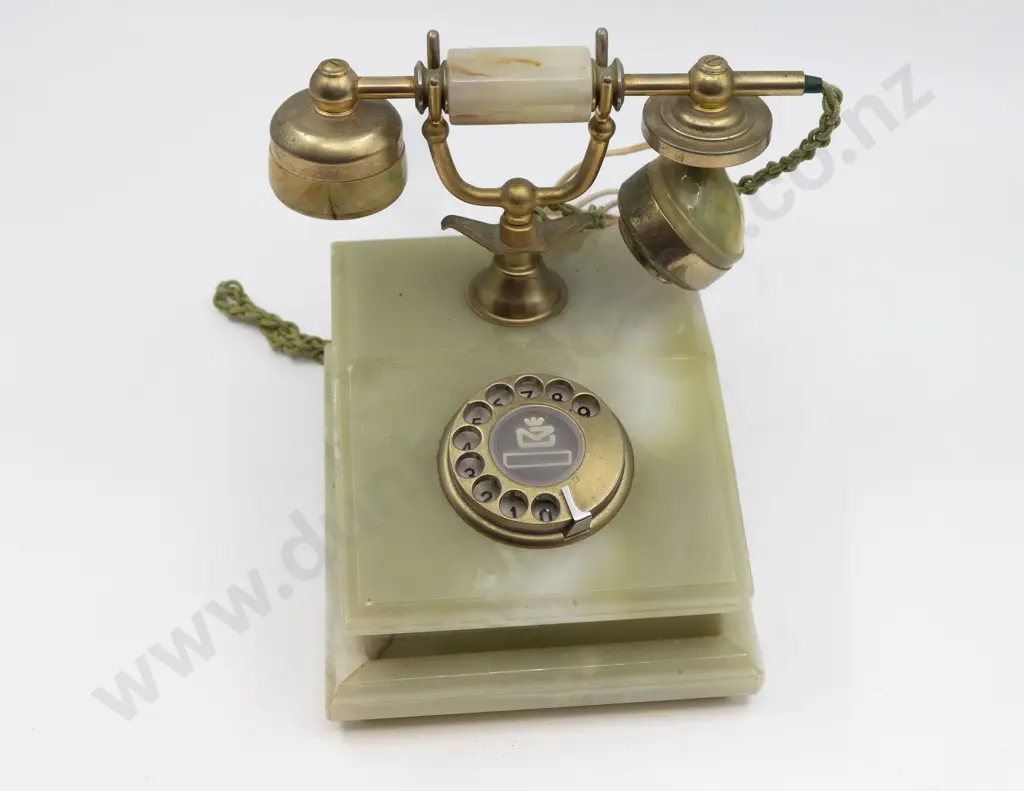 Onyx Telephone Image 1++