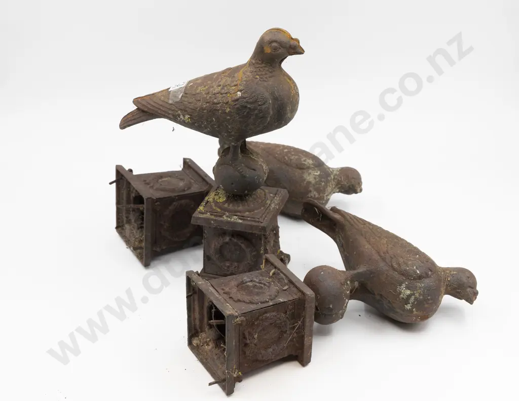 Set Three Pigeon Garden Ornaments Image 1++