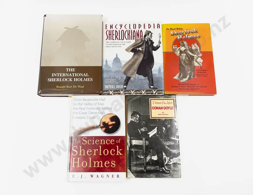 Five Assorted Volumes Relating to Sherlock Holmes & Sir Arthur Conan Doyle Image 1++