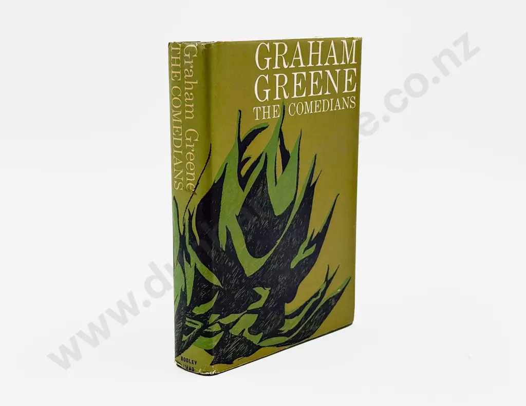 Graham Greene - The Comedians Image 1++