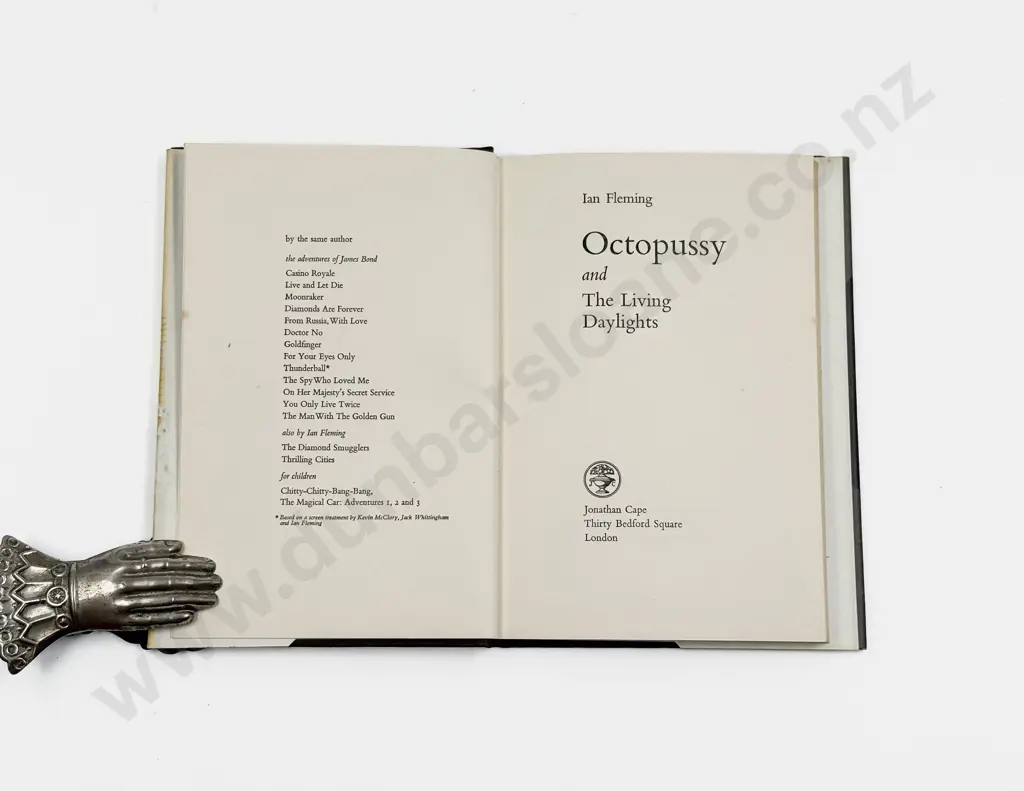 Ian Fleming - Octopussy and The living Daylights - First Edition Image 1++