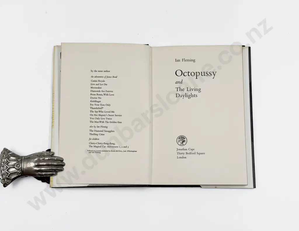Ian Fleming - Octopussy and The living Daylights - First Edition Image 1++