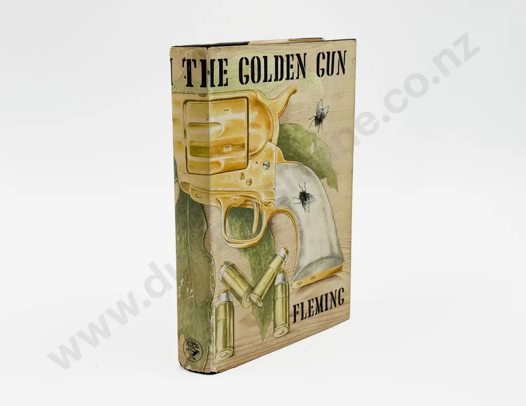 Ian Fleming - The Man With the Golden Gun Image 1++