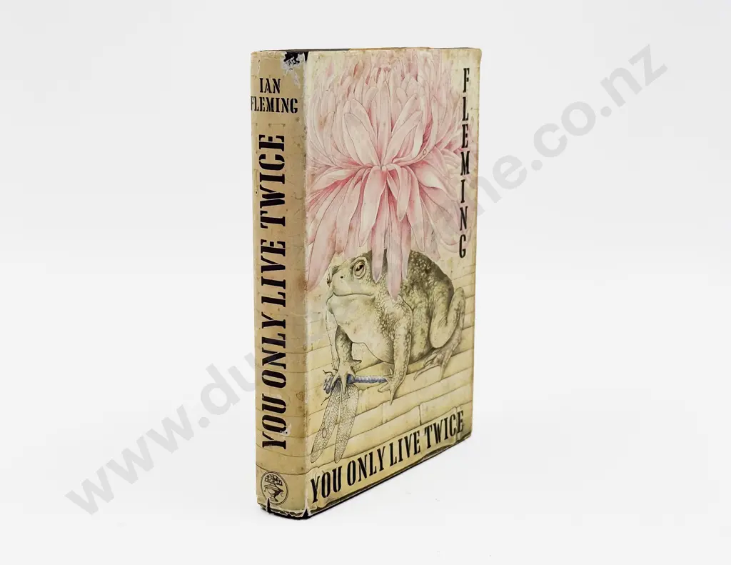 Ian Fleming - You Only Live Twice Image 1++