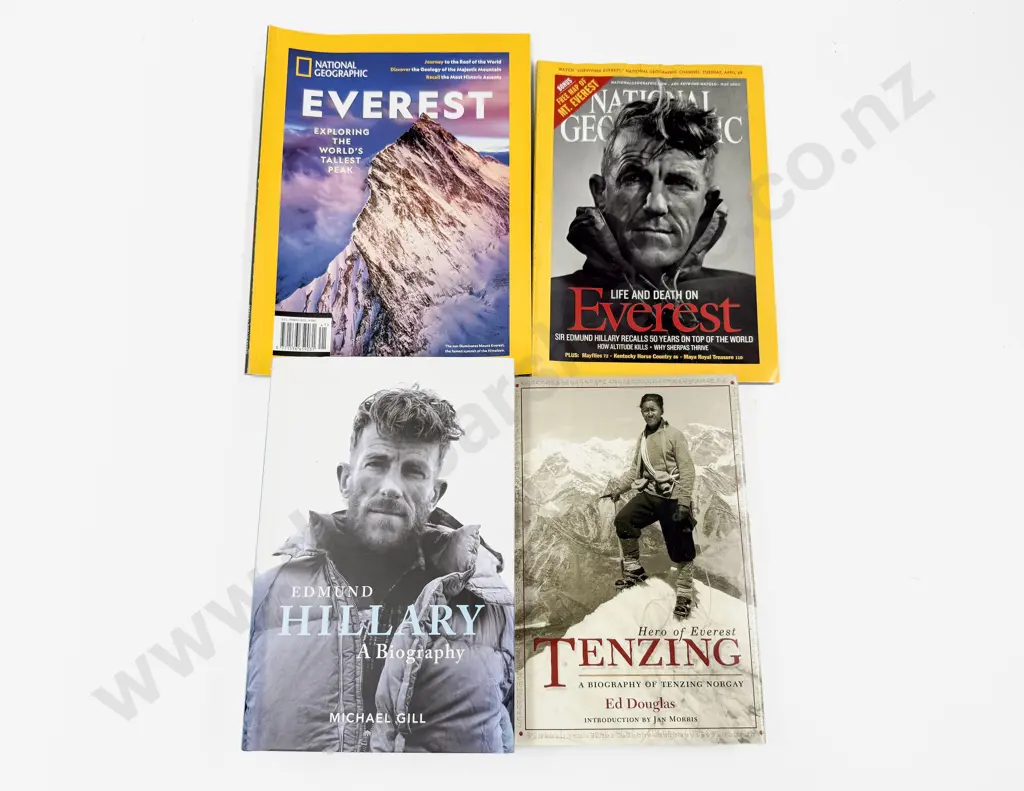 Michael Gill - Edmund Hillary A Biography Image 1++