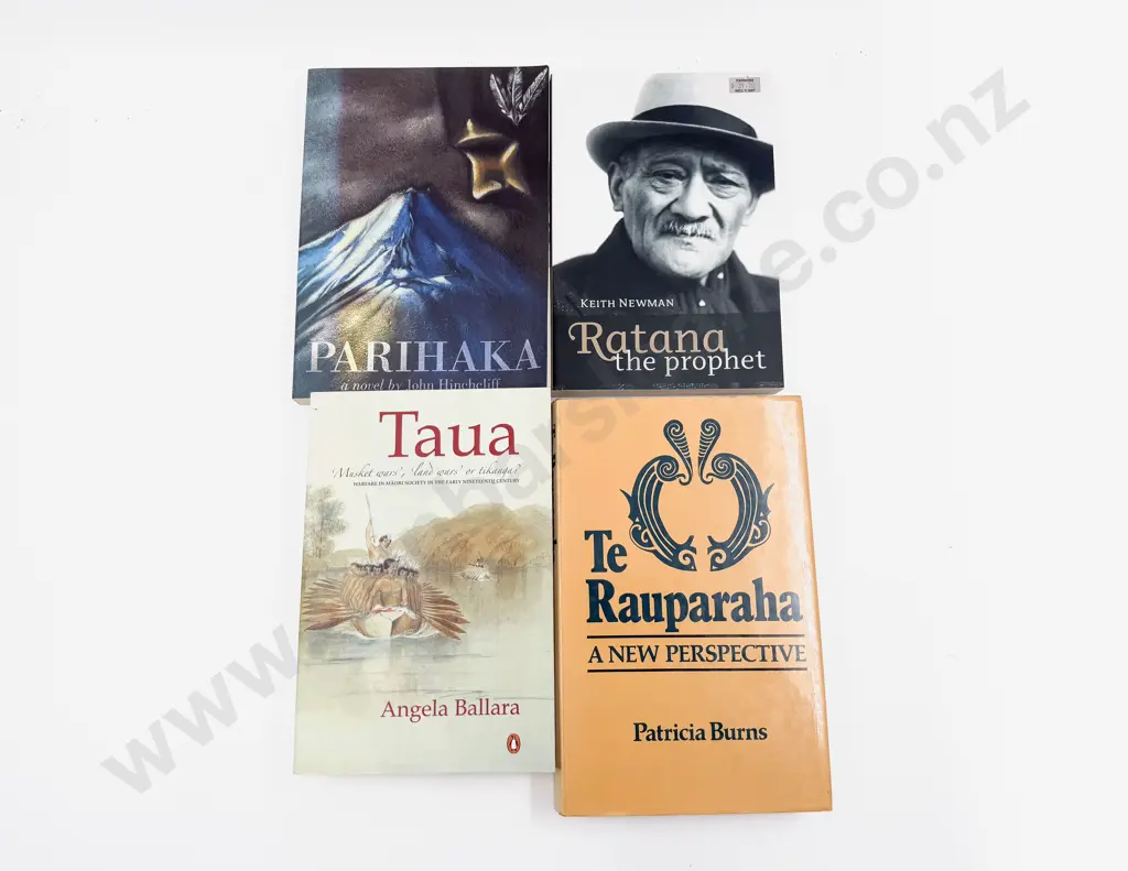 Four NZ History Volumes Image 1++