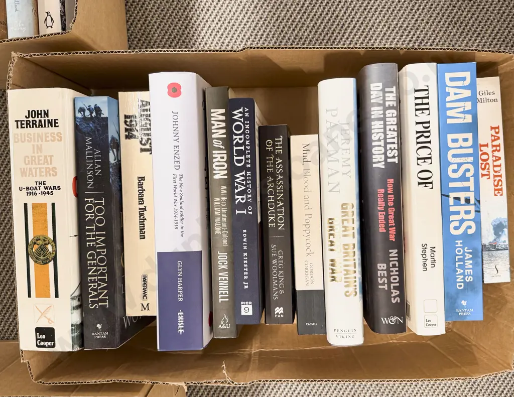 Quantity Assorted Military Histories Image 1++