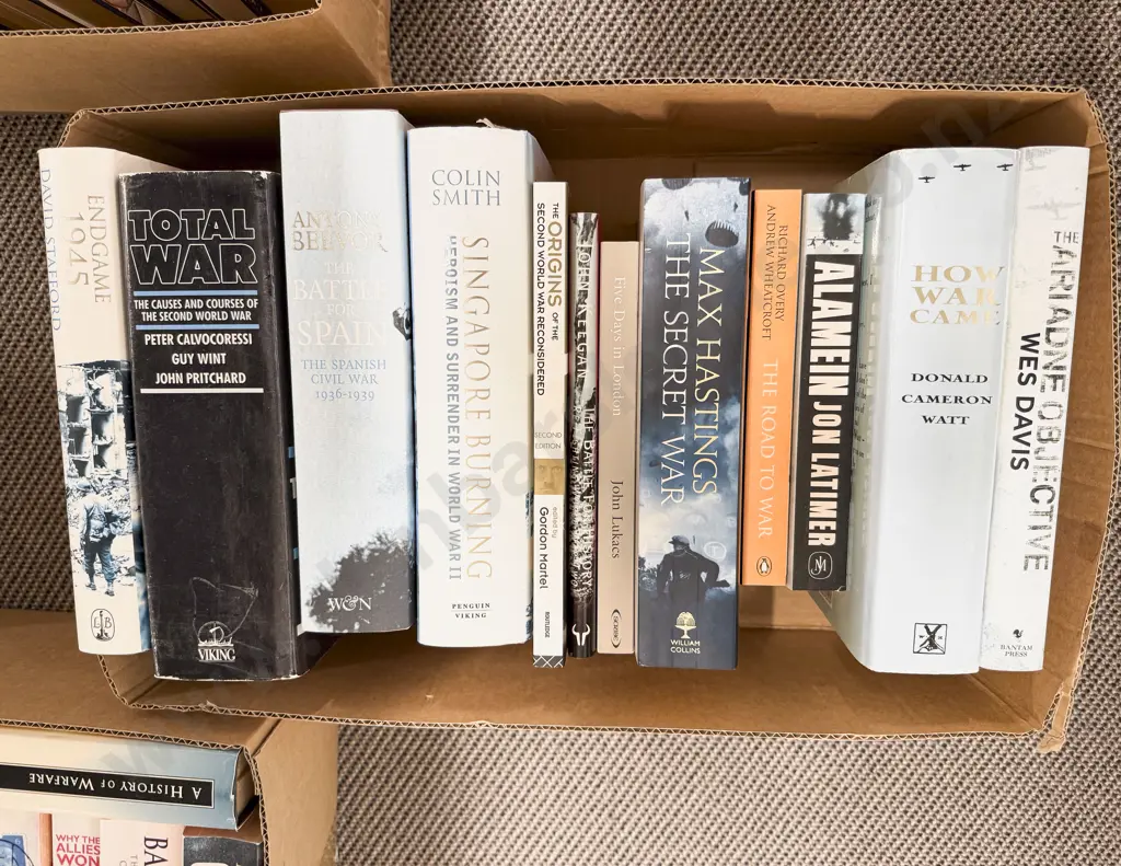 Quantity Assorted Military Histories Image 1++