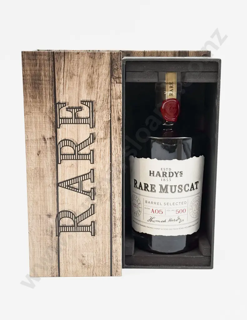 1 bottle Aust Hardys “RARE” 1853 Barrel Selected MUSCAT Bottle No 0084 16% (presentation boxed) Image 1++