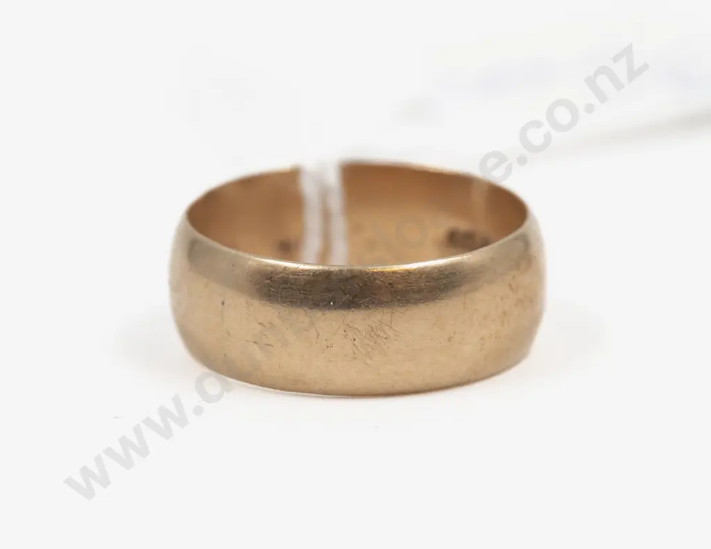 10ct Plain Band Ring Image 1++