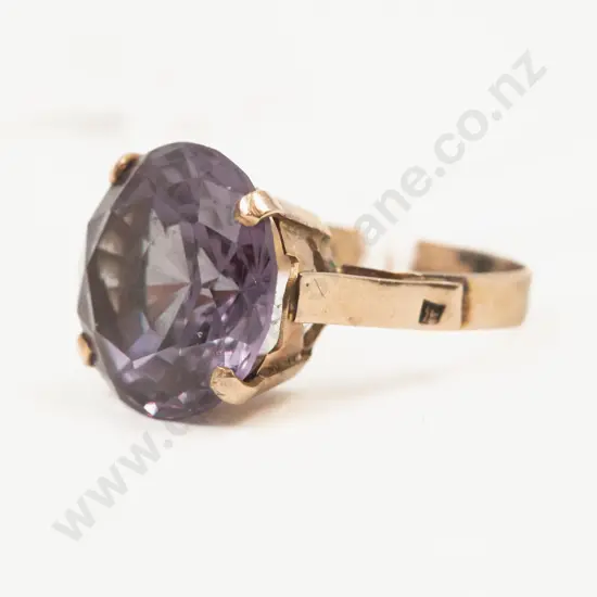 14ct Single Stone Amethyst Dress Ring