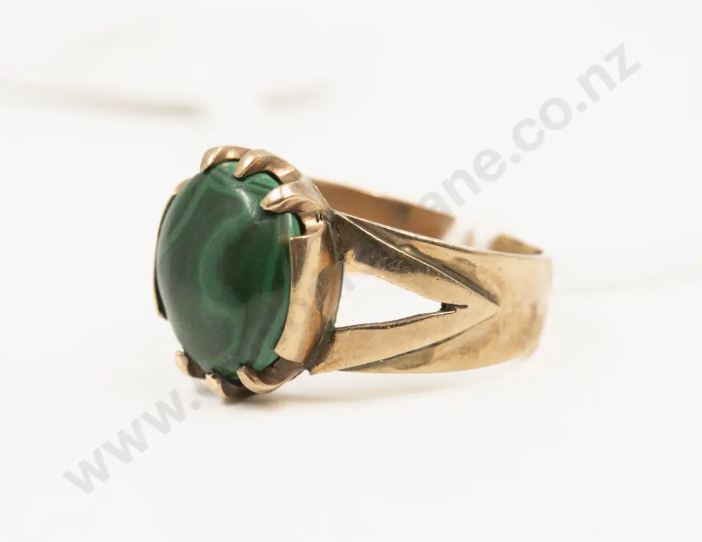 9ct Single Stone Malachite Ring Image 1++