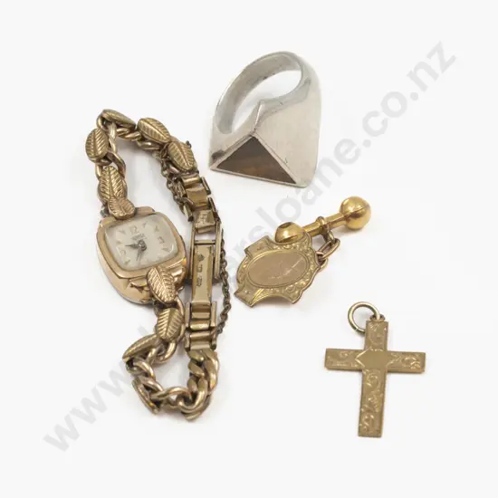 9ct Engraved Cross Pendant