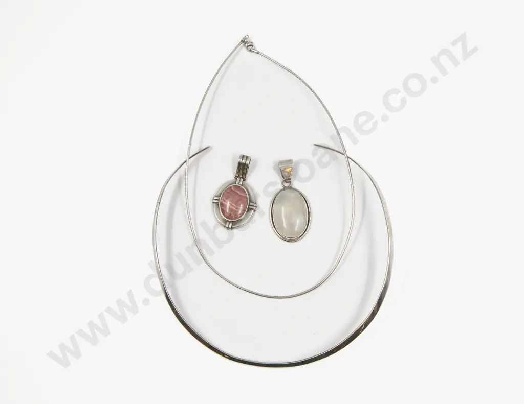 Two S/S Framed Oval Pendants with Neck Choker and Neck Chain Image 1++