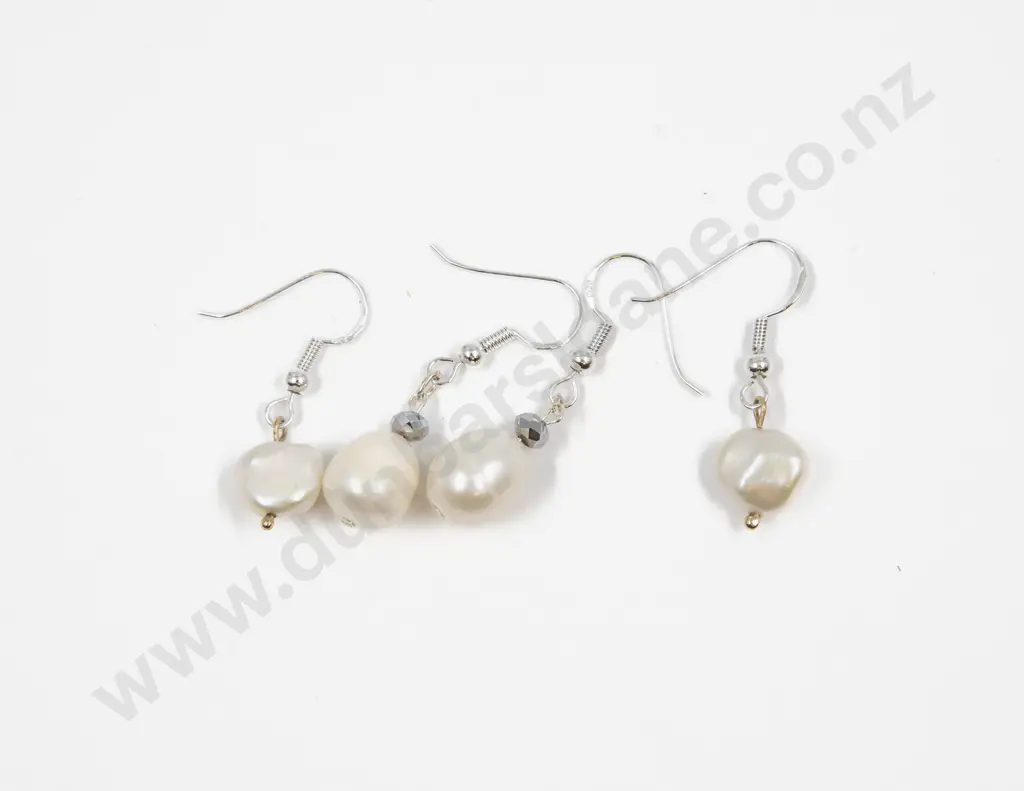 Two Pairs S/S Fresh Water Pearl Pendant Drop Earrings Image 1++
