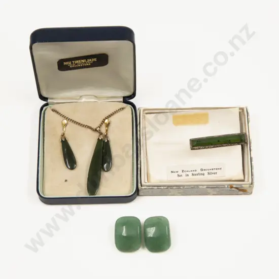 Collection of Assorted NZ Greenstone Jewellery