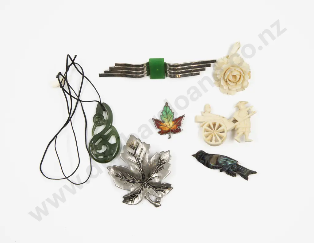 Art Deco Style Brooch with Assorted Jewellery Image 1++