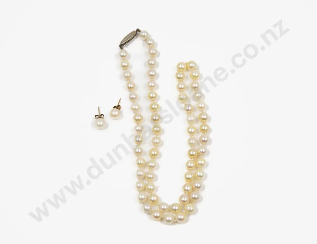 Single Strand Uniform Cultured Pearl Necklace and Pair Stud Earrings Image 1++