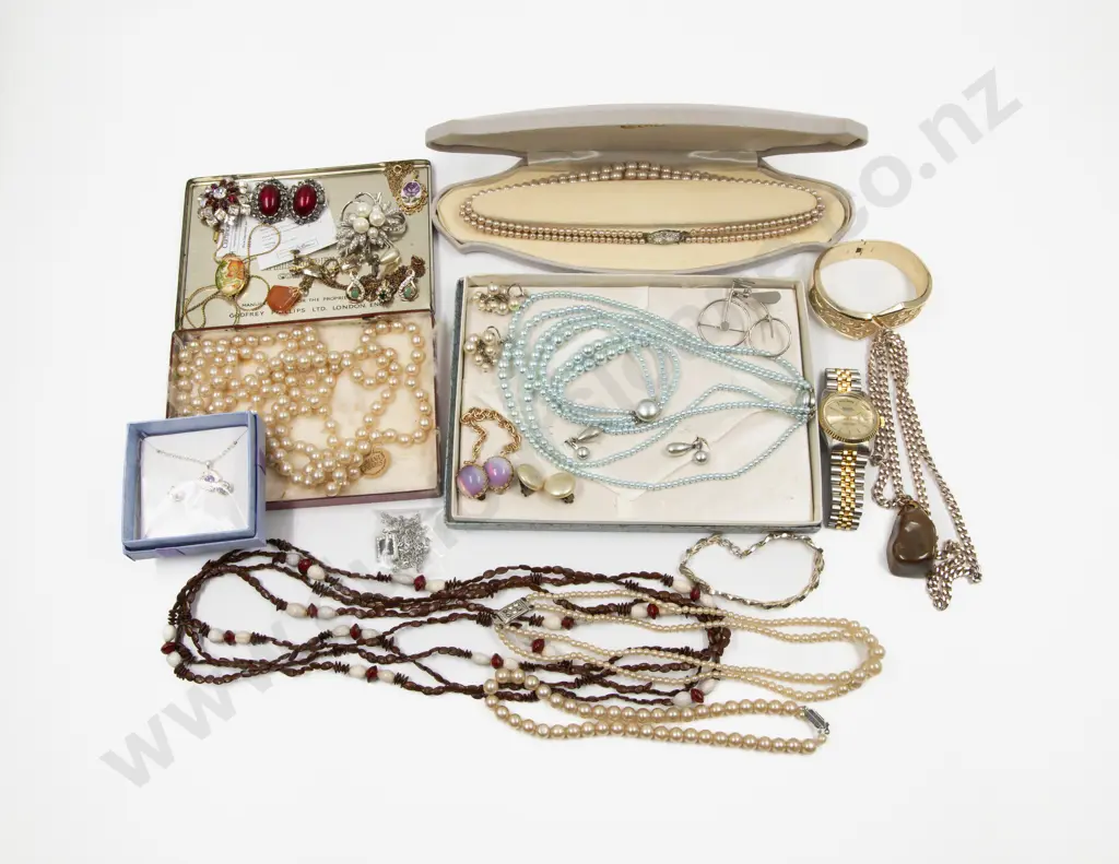 Collection of Imitation Pearl and Costume Jewellery incl Faux Rolex Wrist Watch Image 1++