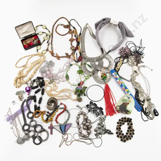 Collection of Assorted Costume Jewellery