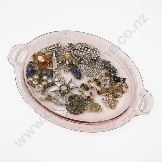 Collection of Assorted Costume Jewellery