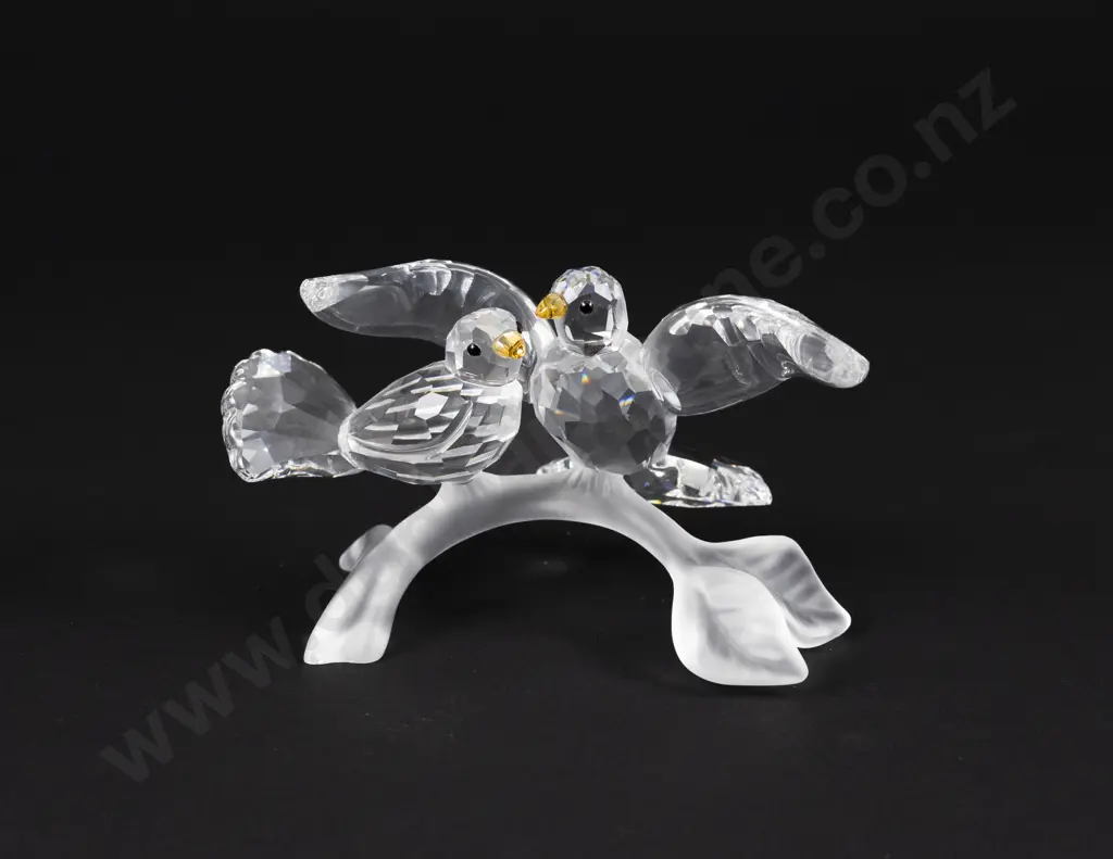 C2004 Boxed Swarovski Crystal 'Feathered Beauties' Turtledoves Image 1++