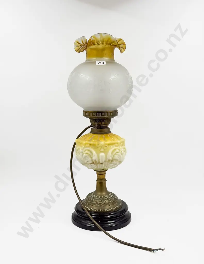 Brass Kerosene Lamp With Glass Chamber & Shade Image 1++