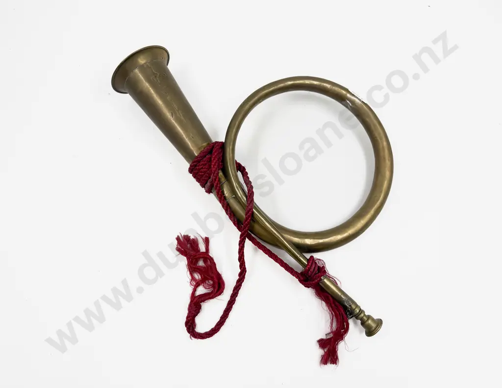 Vintage Brass Hunting Horn Image 1++