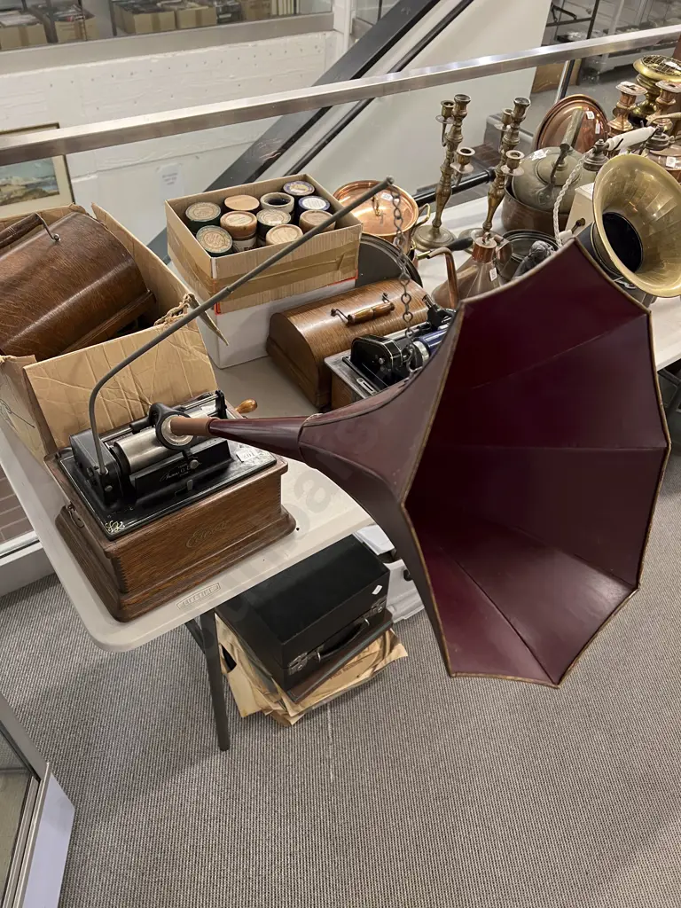 Oak Cased Edison Fireside Phonograph with Box of Assorted Edison Rolls NB PHOTO CHANGE Image 1++