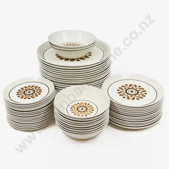 Crown Lynn "Pandora" Pattern Dinner China