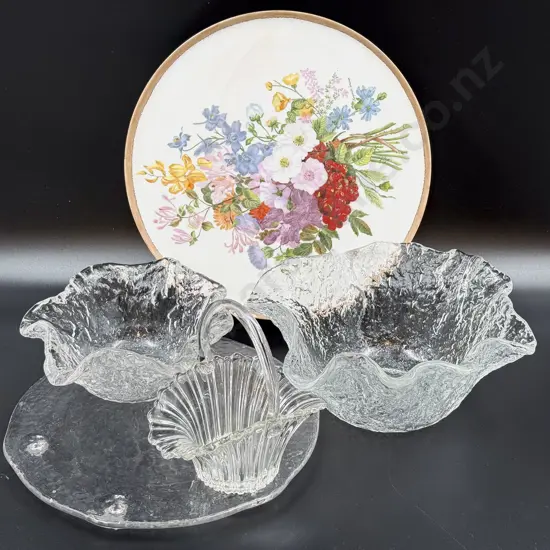 Small Qty of Assorted Glassware etc