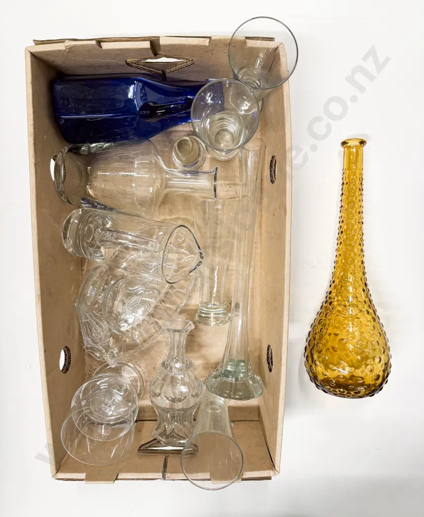 Box Qty of Assorted Glassware Image 1++