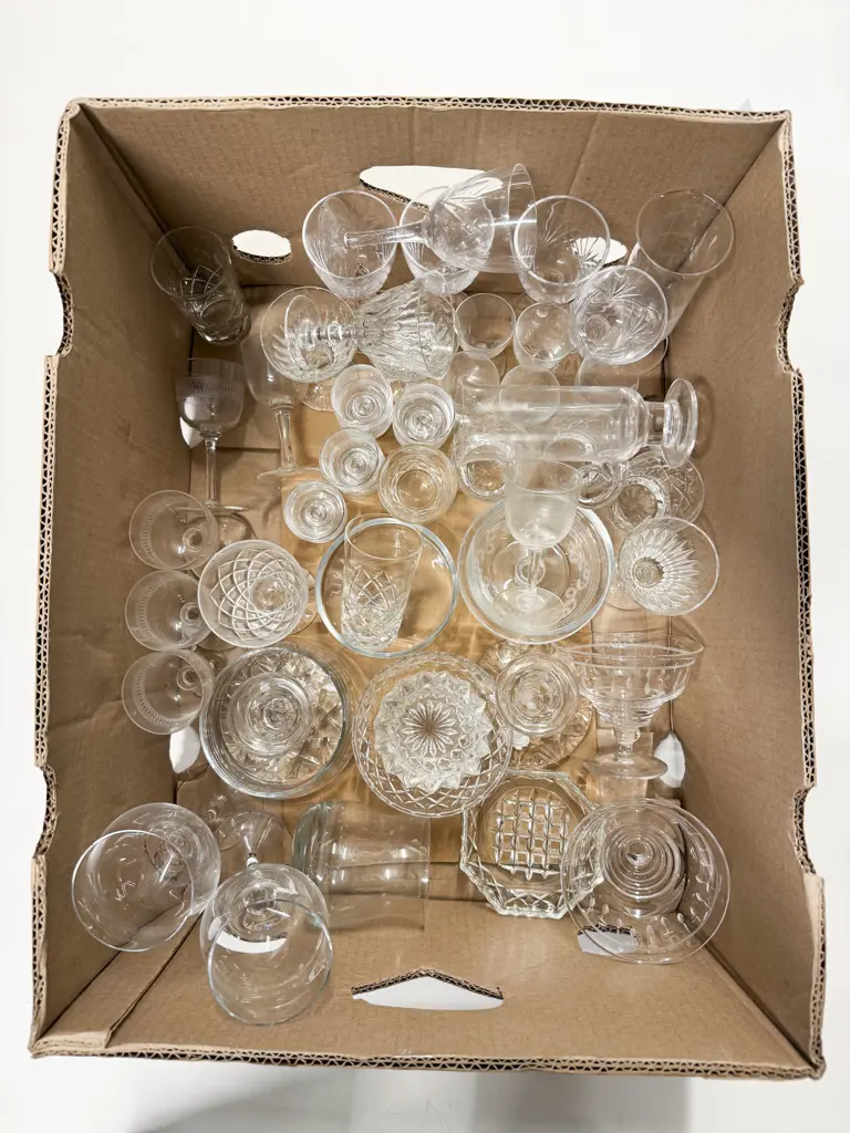 Box Qty of Assorted Crystal & Glassware Image 1++