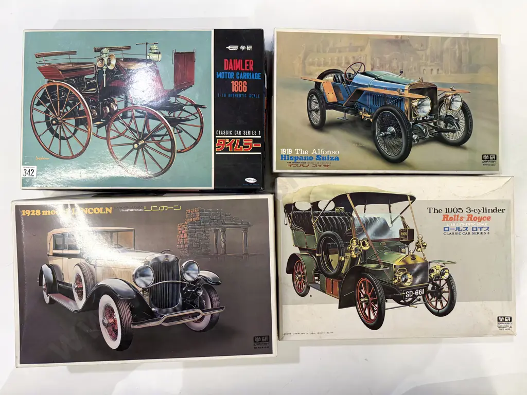 Five Assorted Kitset Models Image 1++