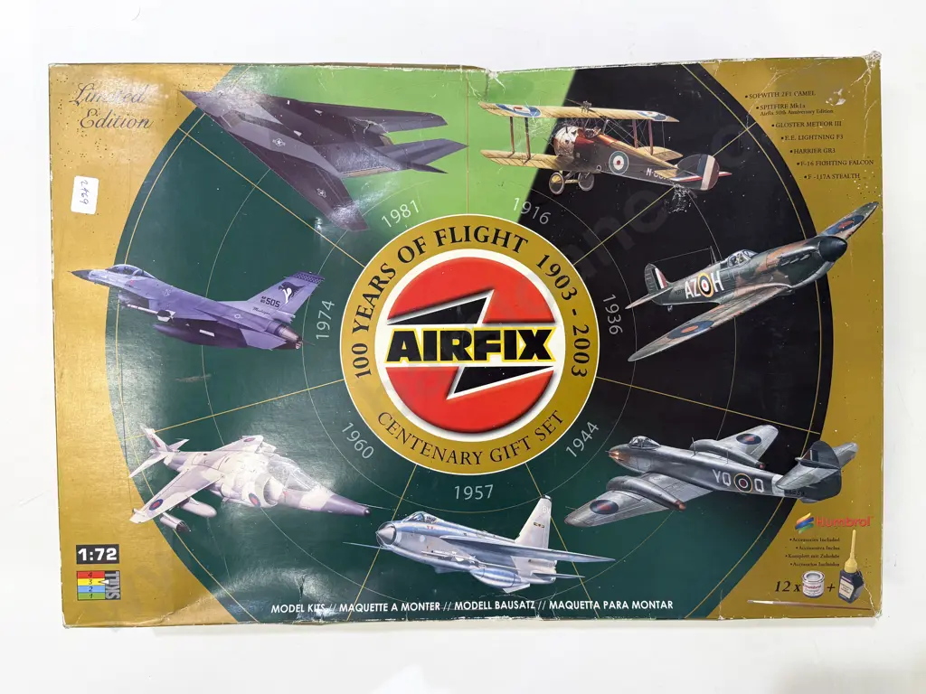 Five Assorted Kitset Models Image 1++