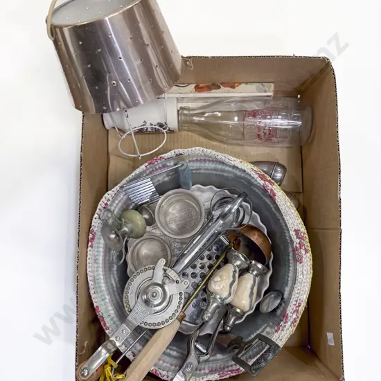 Qty of Assorted Kitchenalia etc