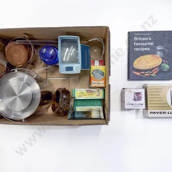 Box Qty of Assorted incl Vintage Hanimex Vista-Viewer