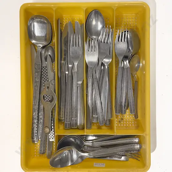 Box Qty of Assorted Cutlery