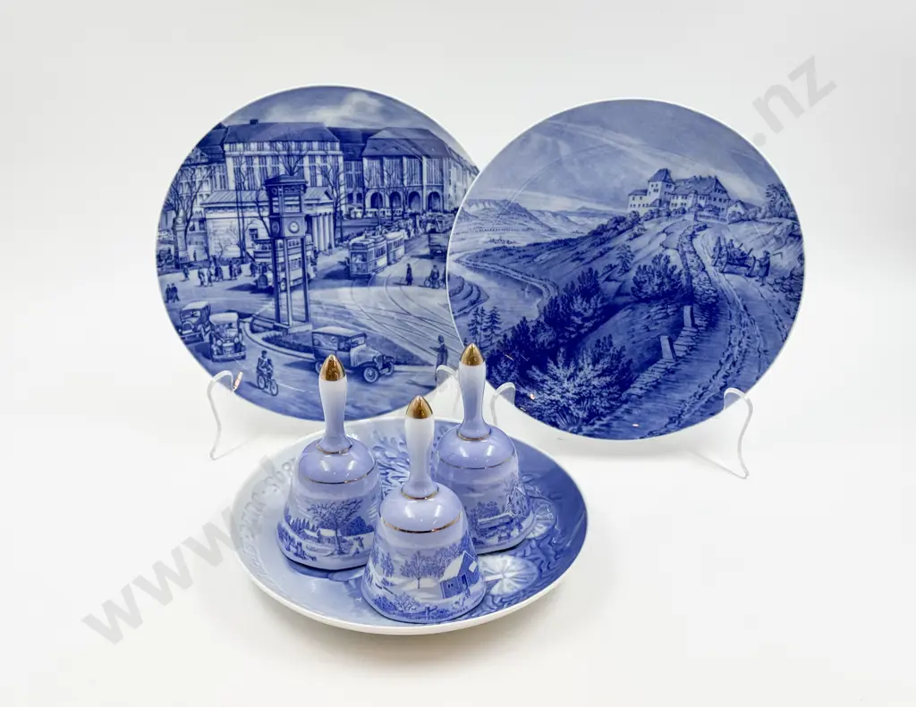 B & G Christmas Plate together with Two Other Comm. Plates & Three Bells Image 1++