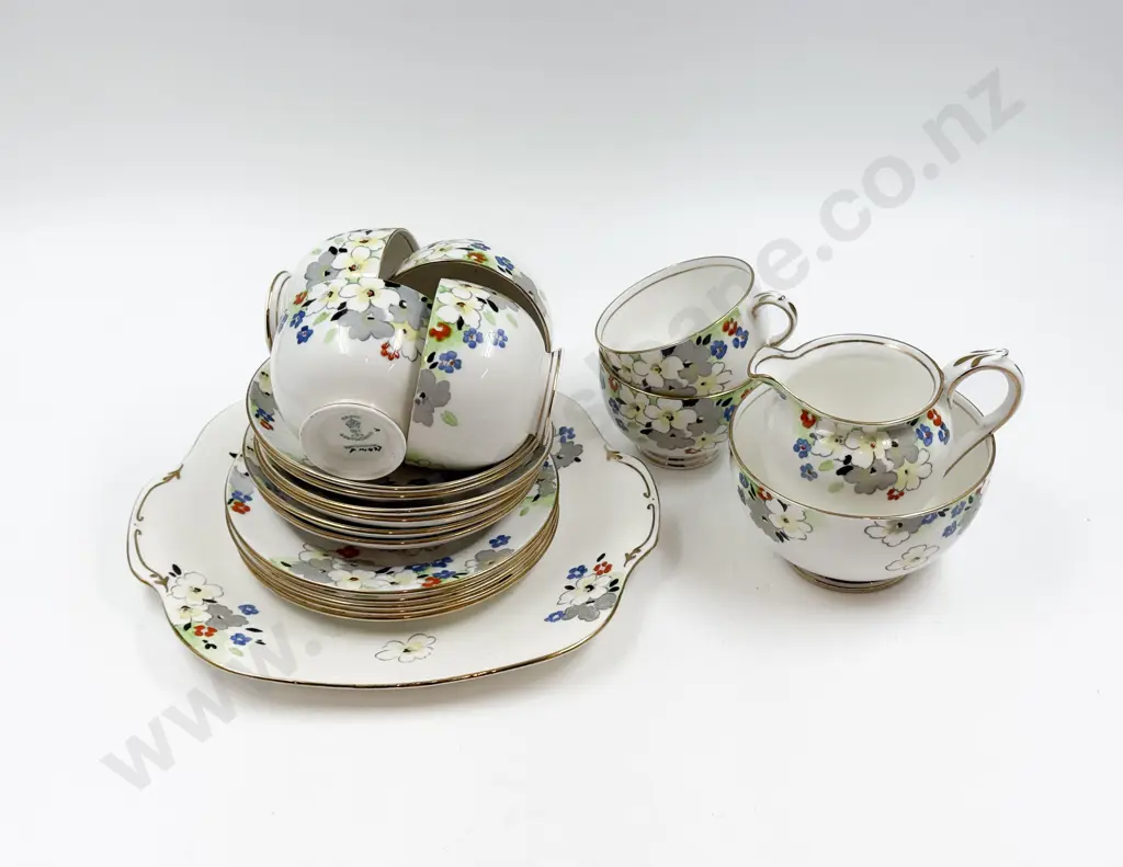 Crown Staffordshire Part Teaset Image 1++