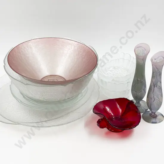 Qty of Assorted Glass Serving Ware etc