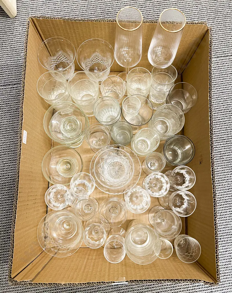 Box Qty of Assorted Crystal & Glassware Image 1++