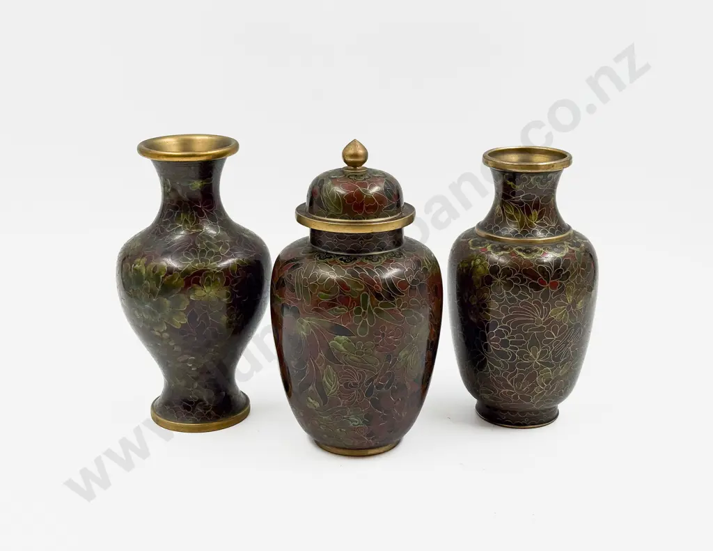 Cloisonne Ginger Jar & Two Matching Vases Image 1++