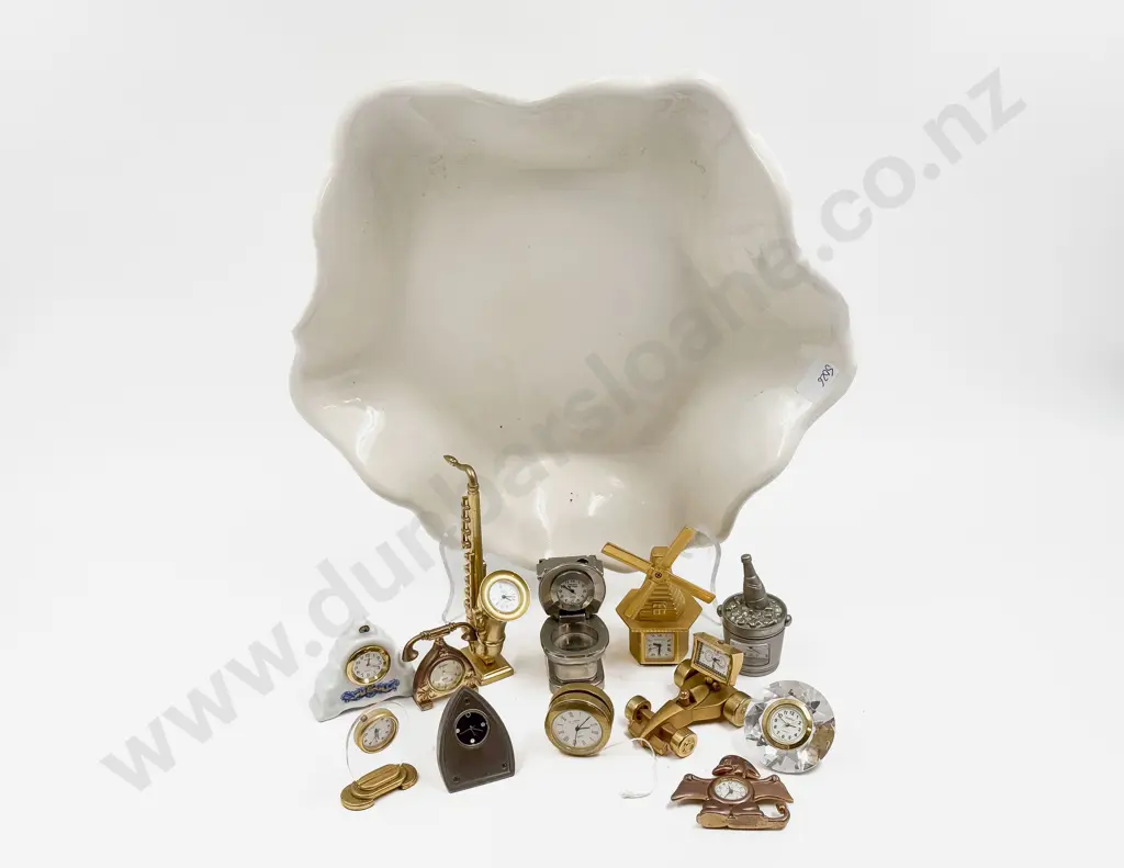 Qty of Assorted Small Novelty Clocks etc Image 1++